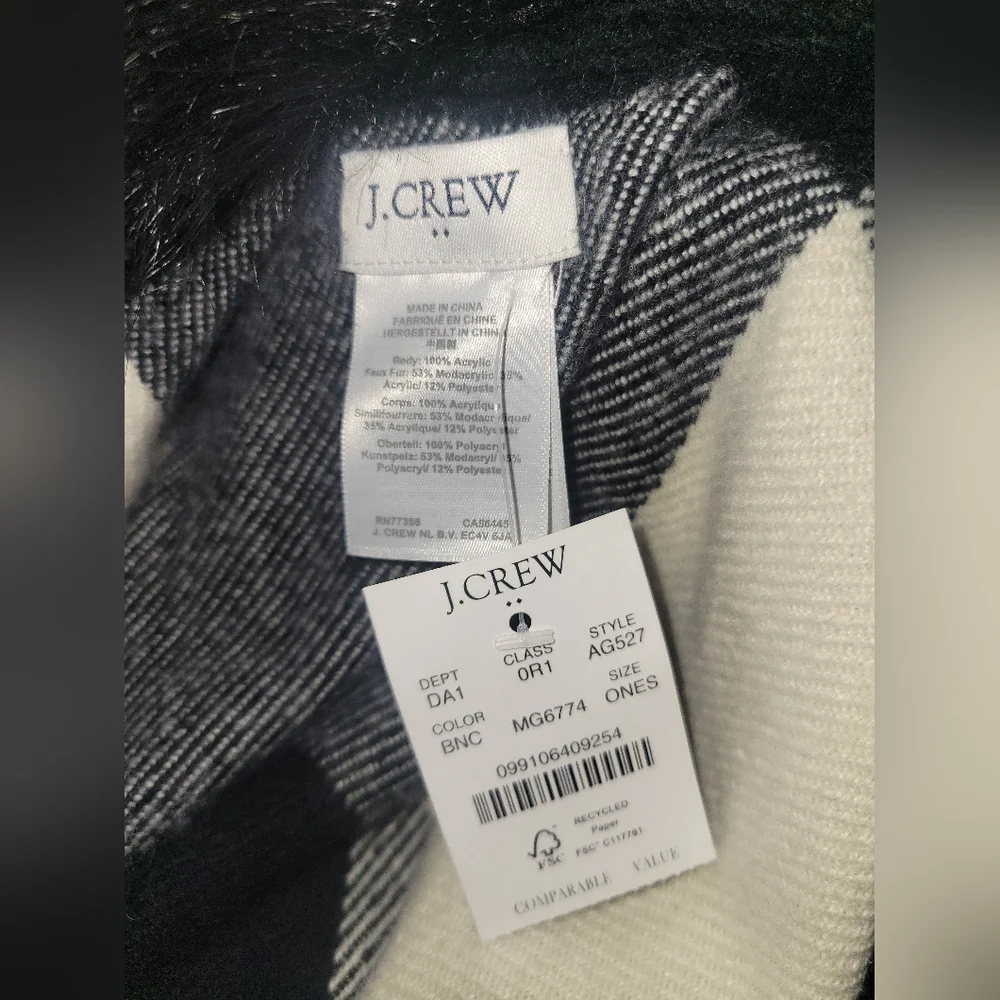 J.Crew Classic Black/Ivory Buffalo Plaid Faux Fur Cape Scarf Wrap New With Tag‎